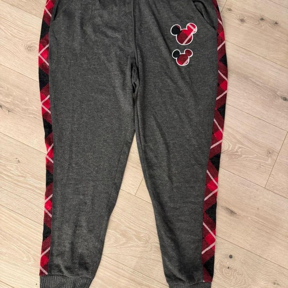 Disney Parks Mickey Mouse Buffalo Plaid Fleece Joggers Grey Red 1X NWT
